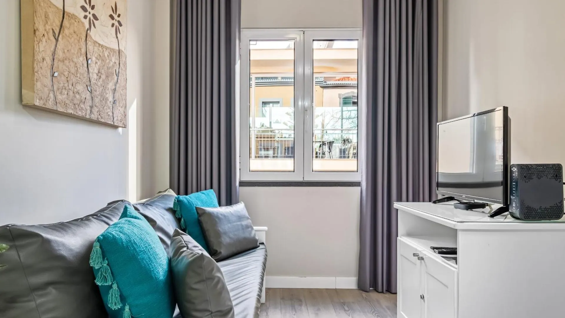 Apartament Imperatriz I - By Wehost Funchal  Funchal (Madeira)
